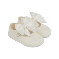 B025: Baby Girls Soft Soled Shoe with Large Bow -Cream (Shoe Sizes: 0-3)